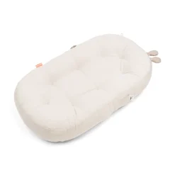 Cozy lounger with activity arch - Raffi - Sand
