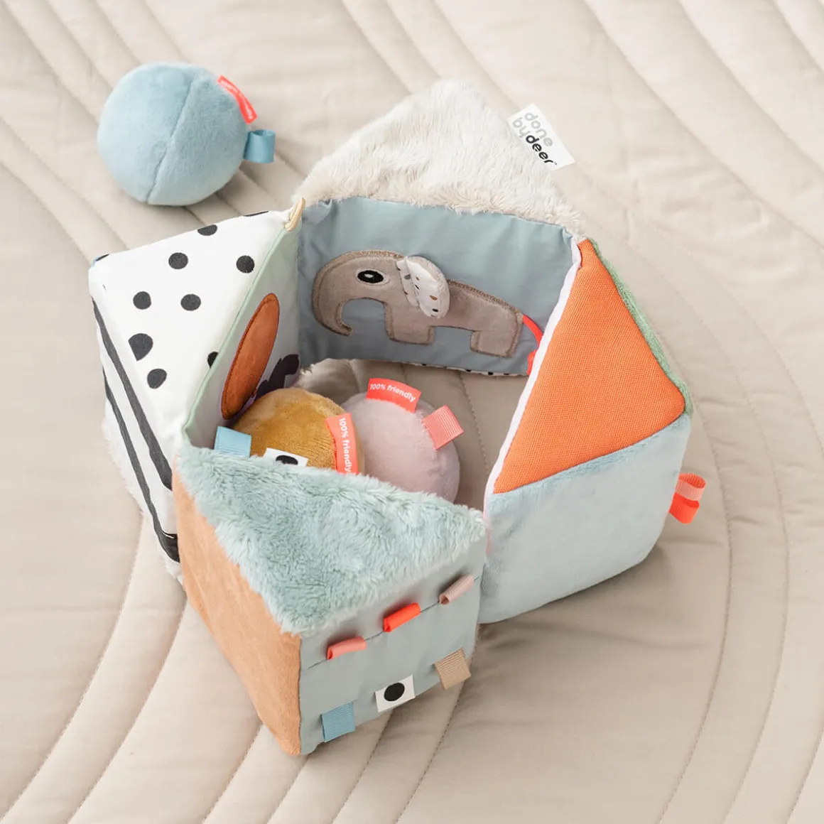 Fold-out sensory cube - Deer friends - Colour mix