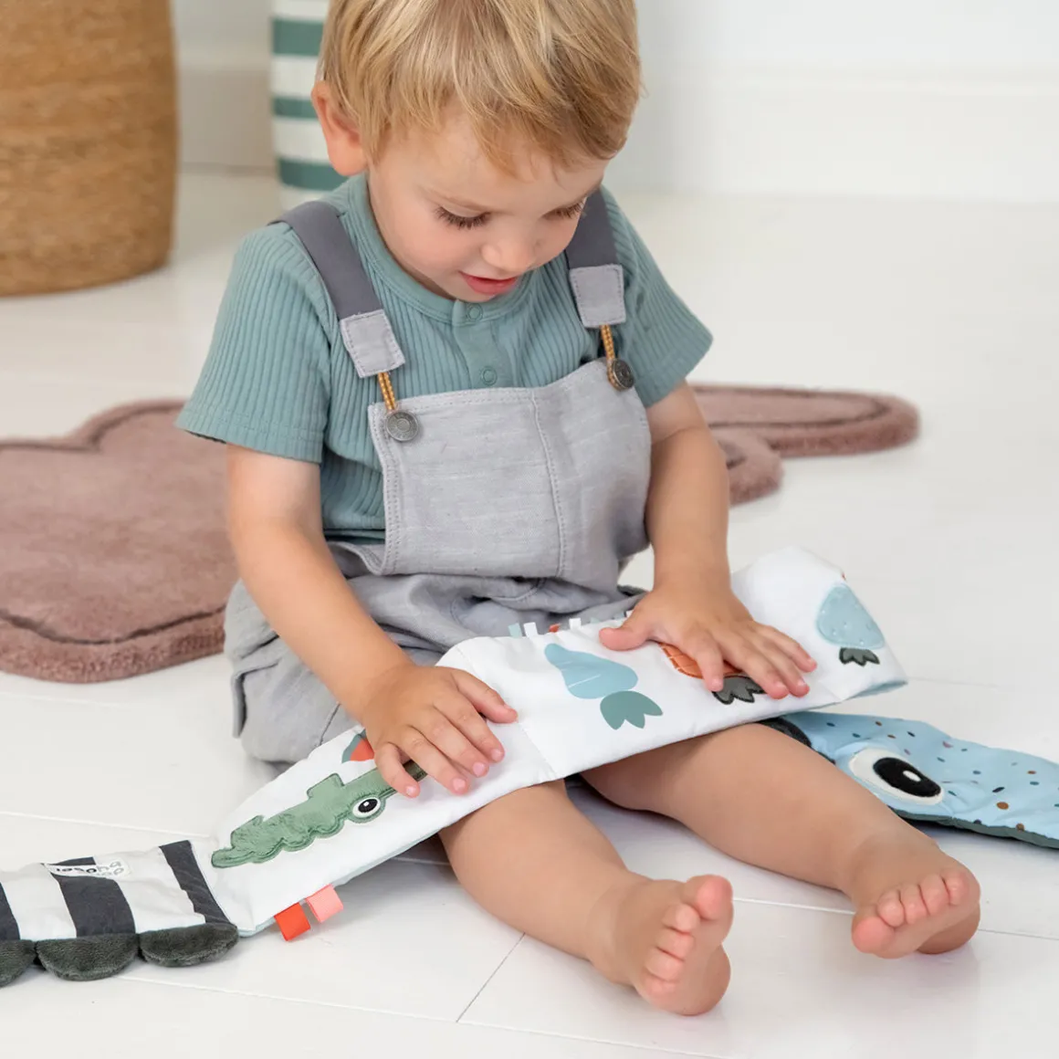 Fold-out soft book - Croco - Green