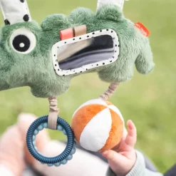 Hanging activity toy - Croco - Green