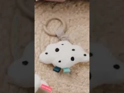 Hanging activity toy 2 pcs - Happy clouds - Sand