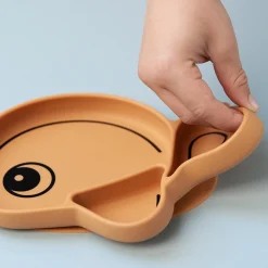 Silicone Stick & Stay plate - Wally - Mustard